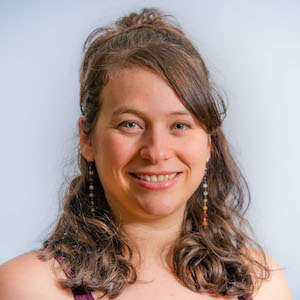 Okra Headshots-0590 Julie